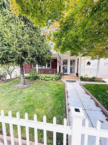 1514 Robertson Pl Photo 1