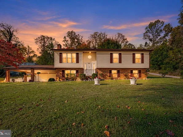23401 Hawkins Dr, Aquasco, MD 20608