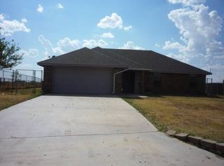 112 Mohawk Ave, Geronimo, OK 73543