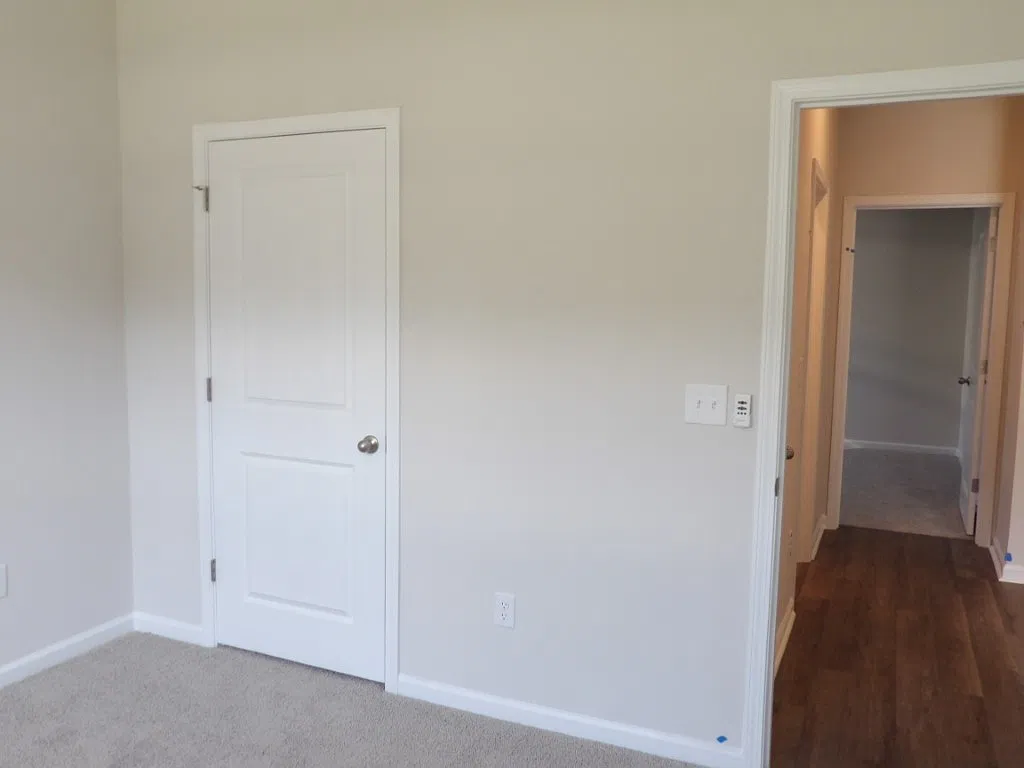 3 bed, 2179 sqft, $2,075 — Photo 4