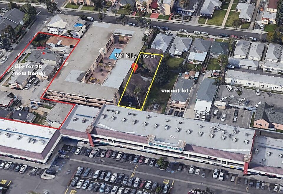 1st image of 921 Lamos St