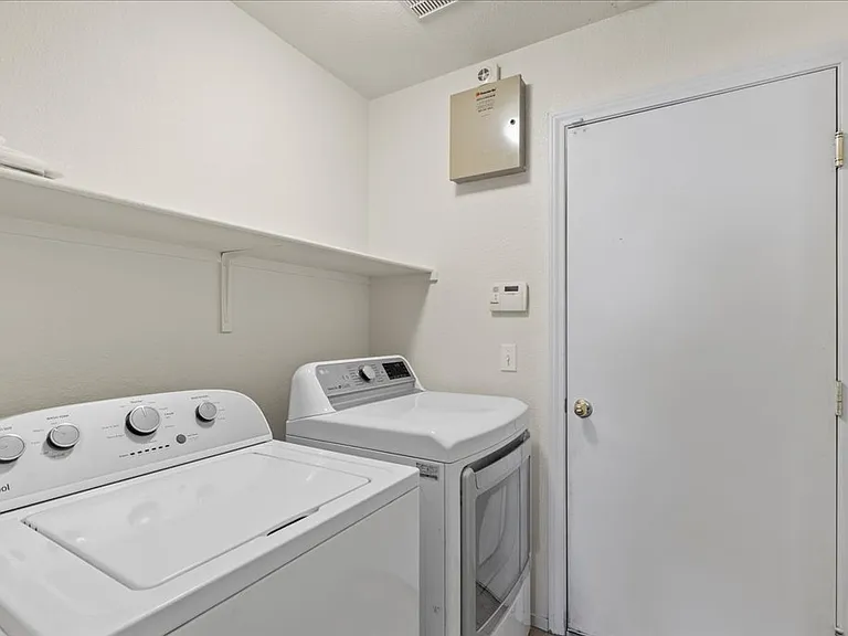 2924 Riarosa Ct — Photo 23