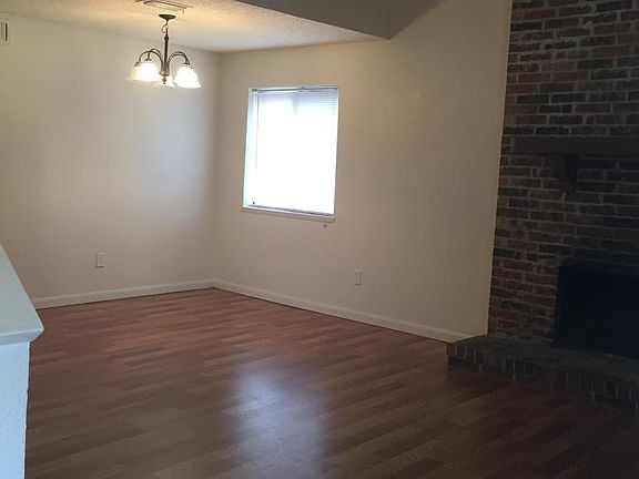 2nd image of 2938 Big Ben Ln