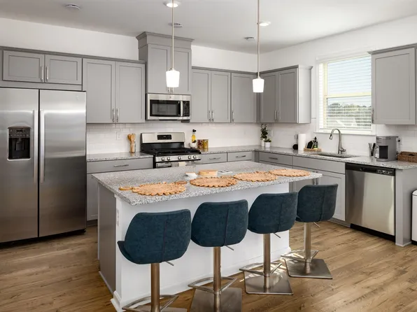 Overlook at Kennerly Lake