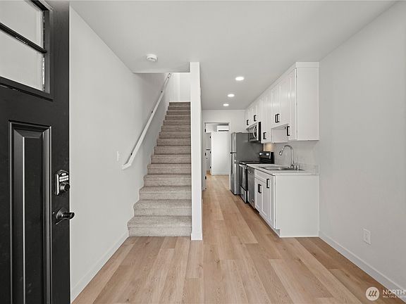 3rd image of 202 S Alder Avenue #B