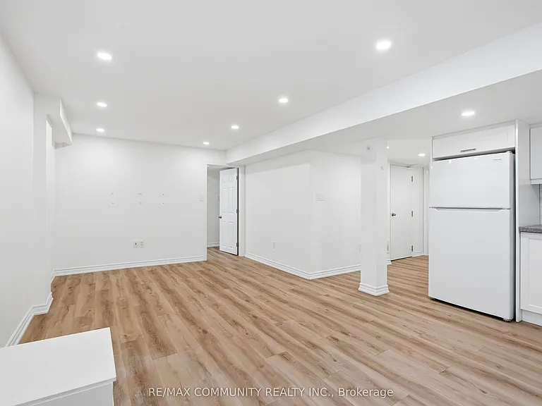 39 Carter Bennett Dr #LOWER — Photo 5