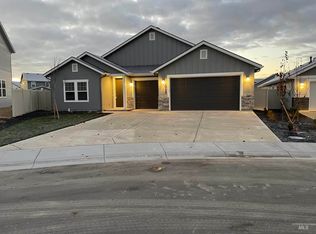 10137 W Mauve Clover Ct, Star, ID 83669