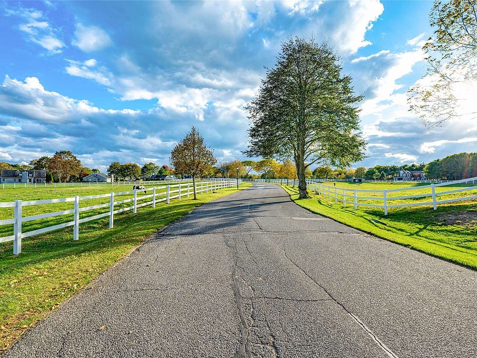 Villas At Harts Cove Apartments East Moriches, NY Zillow