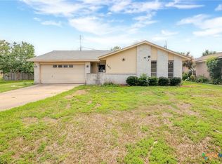 247 Goldenrod Ave, Victoria, TX 77904