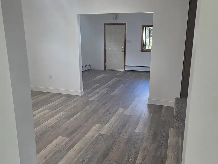 318 Chestnut St — Photo 8