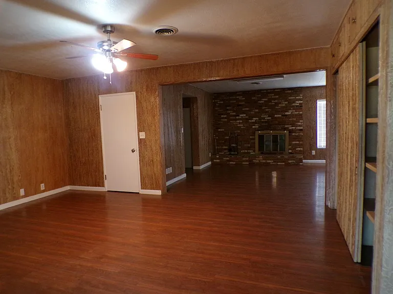 18832 Mello Rd — Photo 6