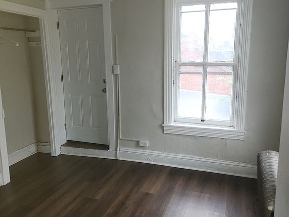 5th image of 55 S Penn St Unit 3