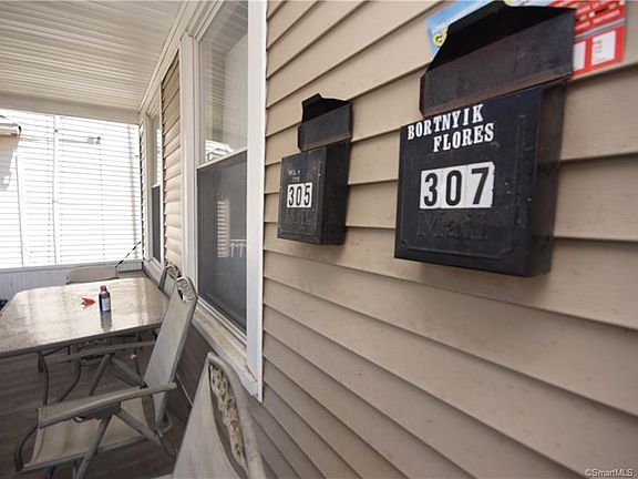 5th image of 305-307 Cottage St