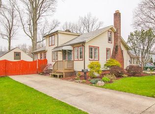 22439 Macbeth Ave, Fairview Park, OH 44126
