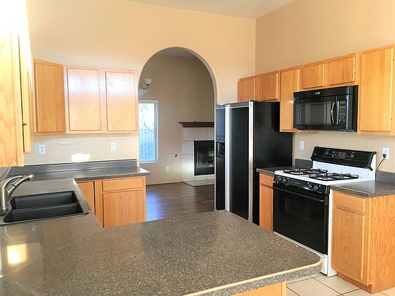 4429 Sheridan Kitchen v2