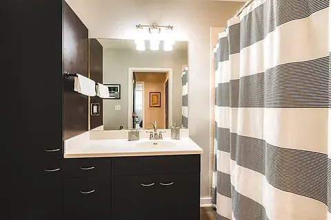 2 bed, 1006 sqft, $2,100 — Photo 4