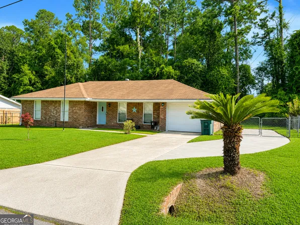 304 Floyd St, Hinesville, GA 31313