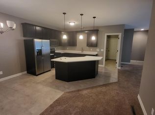 7502 Jockey Dr, Caledonia, IL 61111