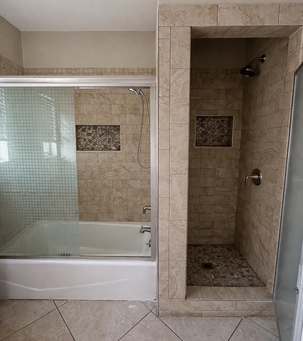 3 bed, 1272 sqft, $3,350 — Photo 3