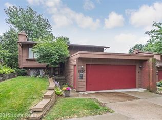 1072 Woodland Park Dr, West Des Moines, IA 50266