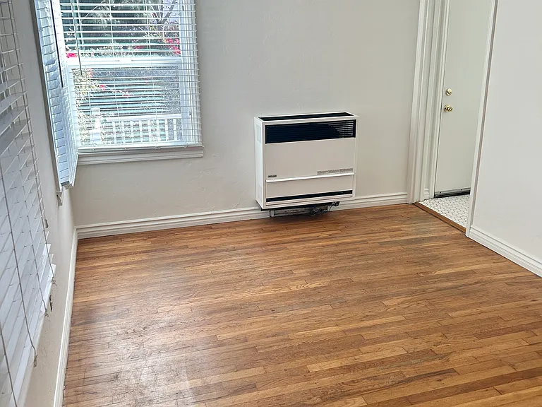 3818 1st Ave — Photo 7