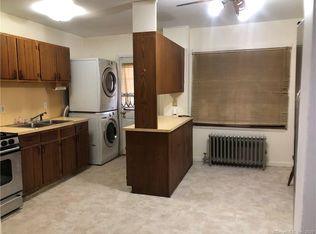 206 Wood St, Waterbury, CT 06704