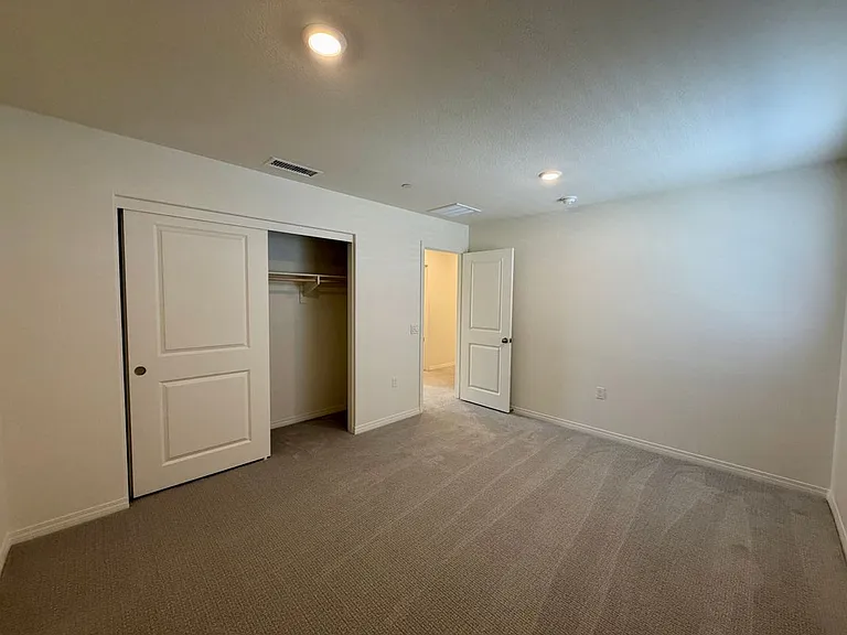 9643 Babaco St — Photo 13