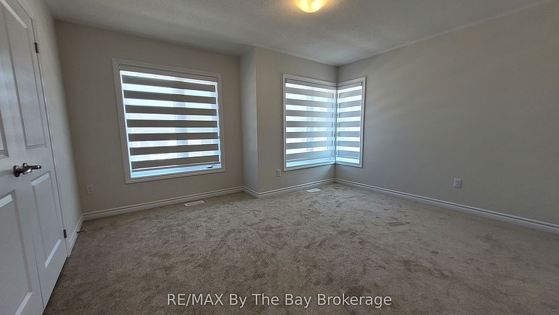 Wasaga Beach House for rent - 4 Bedrooms — photo 24