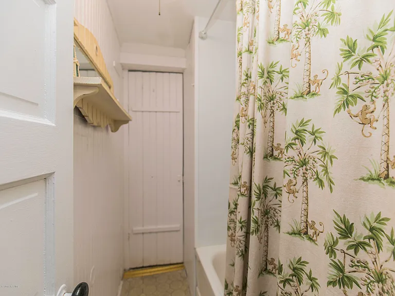 35 1/2 Olin St #B — Photo 15