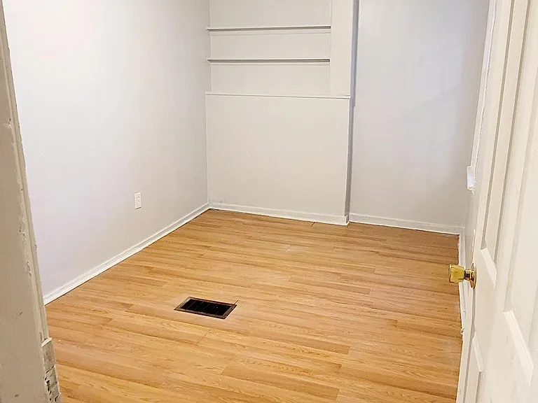 443 E Main St #1 — Photo 4
