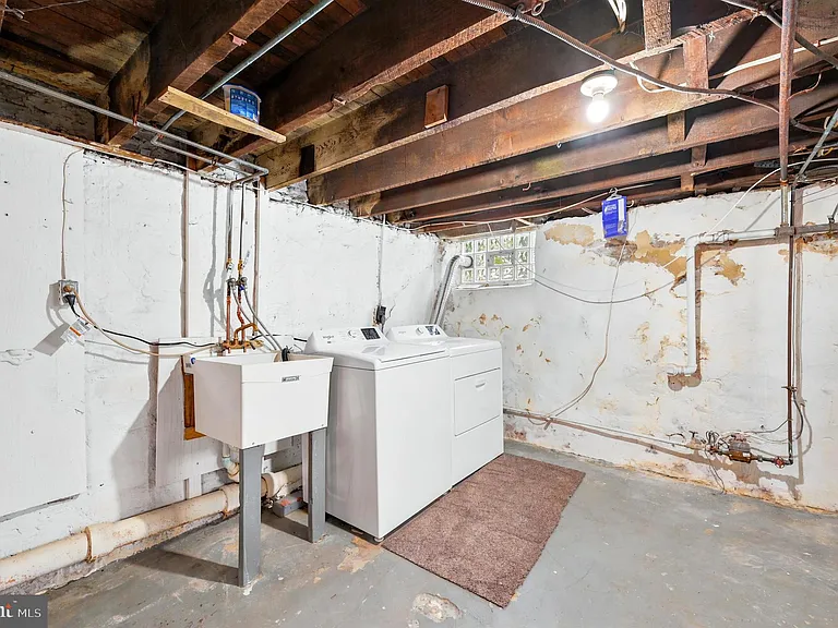 732 W Railroad Ave — Photo 31