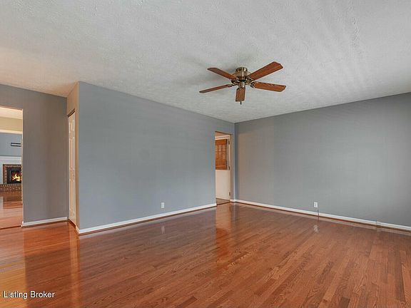 3rd image of 532 Rose Creek Dr