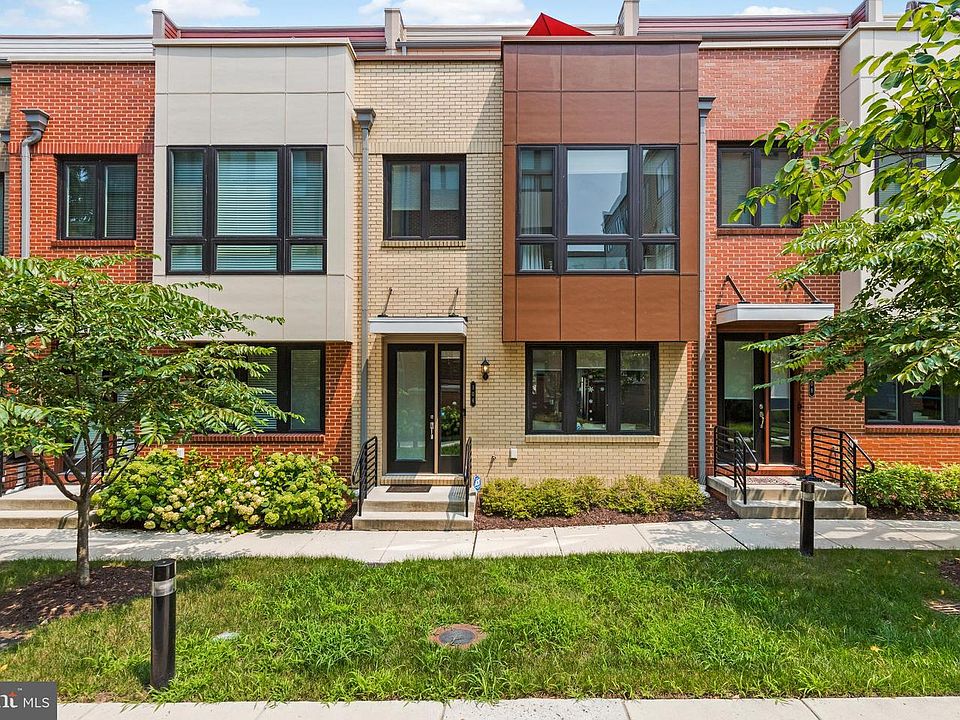 1st image of 106 Cambria Walk