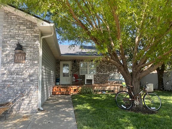 3rd image of 1441 S Clay Ave