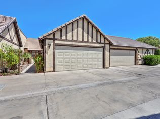 3960 Landsdown Pl, Las Vegas, NV 89121