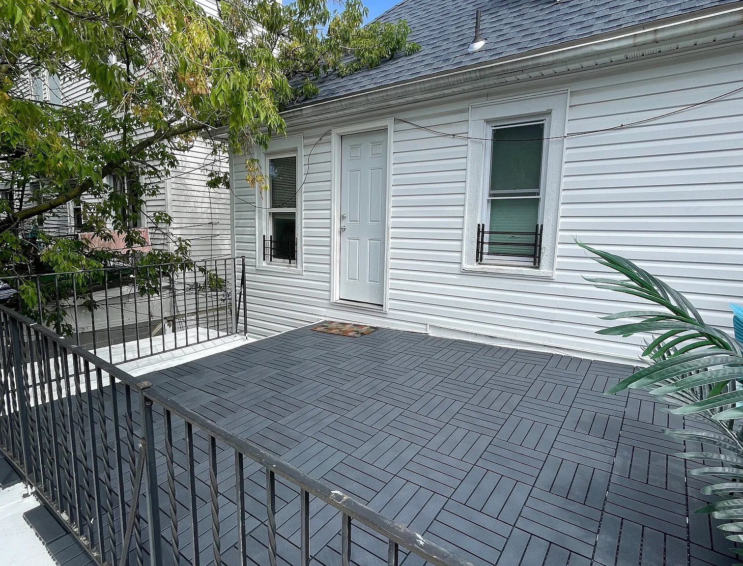 2 bed, 1600 sqft, $1,425 — Photo 2
