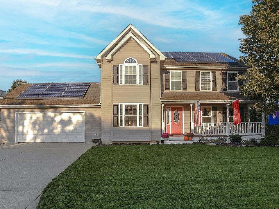 1st image of 22161 Goldenrod Dr