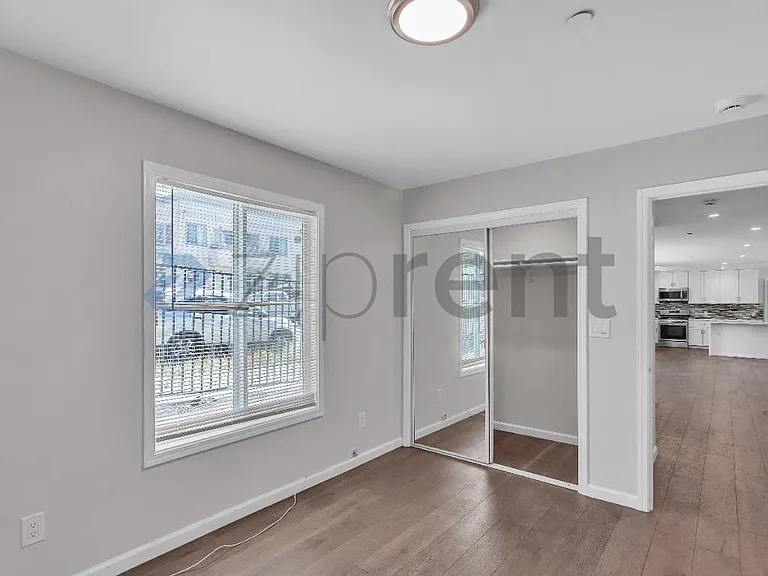 2273 E 23rd St #2273 — Photo 15