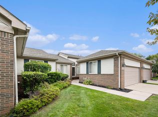 36989 Condor Ct, Westland, MI 48185