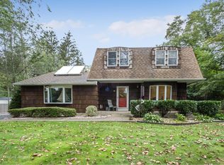 25 Andover Pl, Huntington, NY