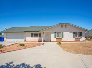 12499 Sunny Vista Ave, Victorville, CA 92395