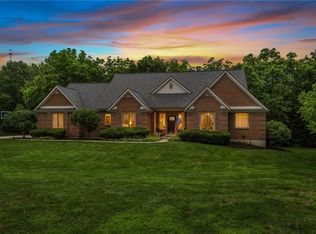 105 Taylor Ln, Clarksville, OH 45113