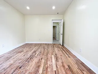 Rented by MADEHOME