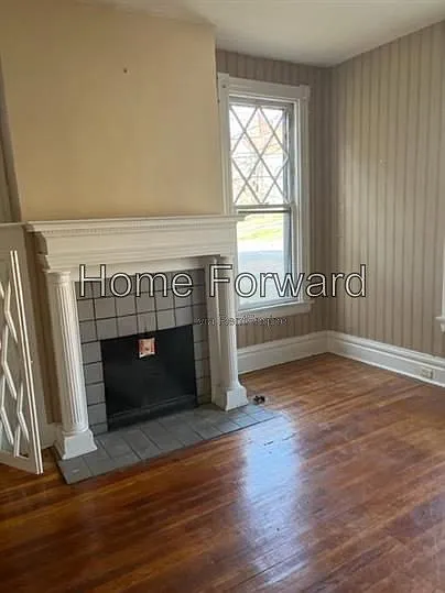 818 High St — Photo 5