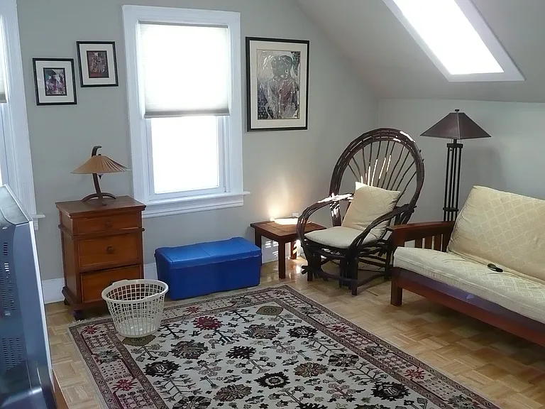 134-136 Chapin Ave #3 — Photo 3