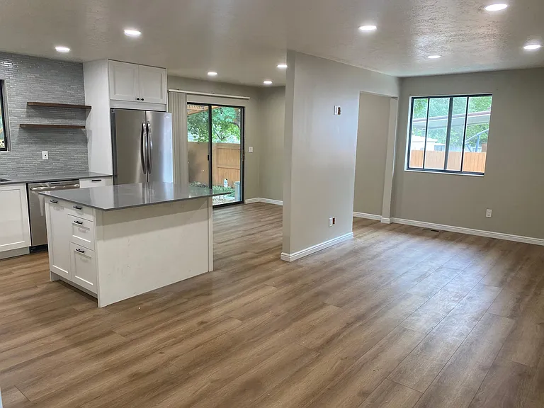 10029 S Countrywood Dr — Photo 3