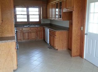 690 Rocky Springs Rd, Beech Bluff, TN 38313