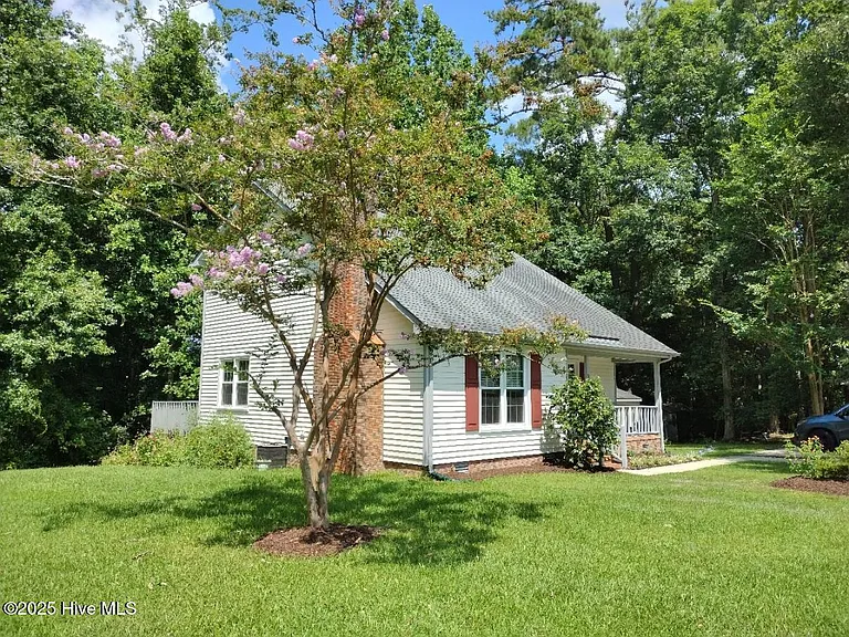 509 Mill St — Photo 36