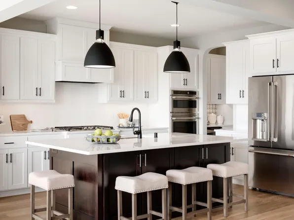 5339 Scenic Loop Run, Victoria, MN 55386