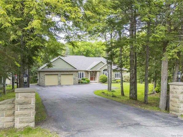 59 Valley Ranch Rd, Moncton, NB E1H 2R1